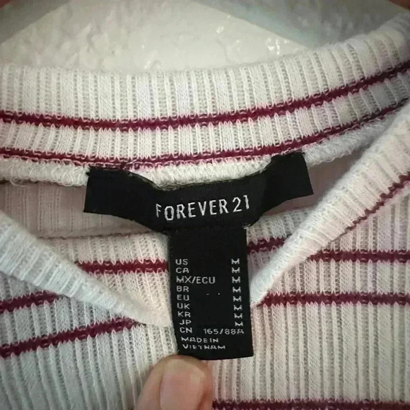 Forever 21 long sleeve T-shirt California size medium mock turtleneck casual fun - Picture 3 of 4